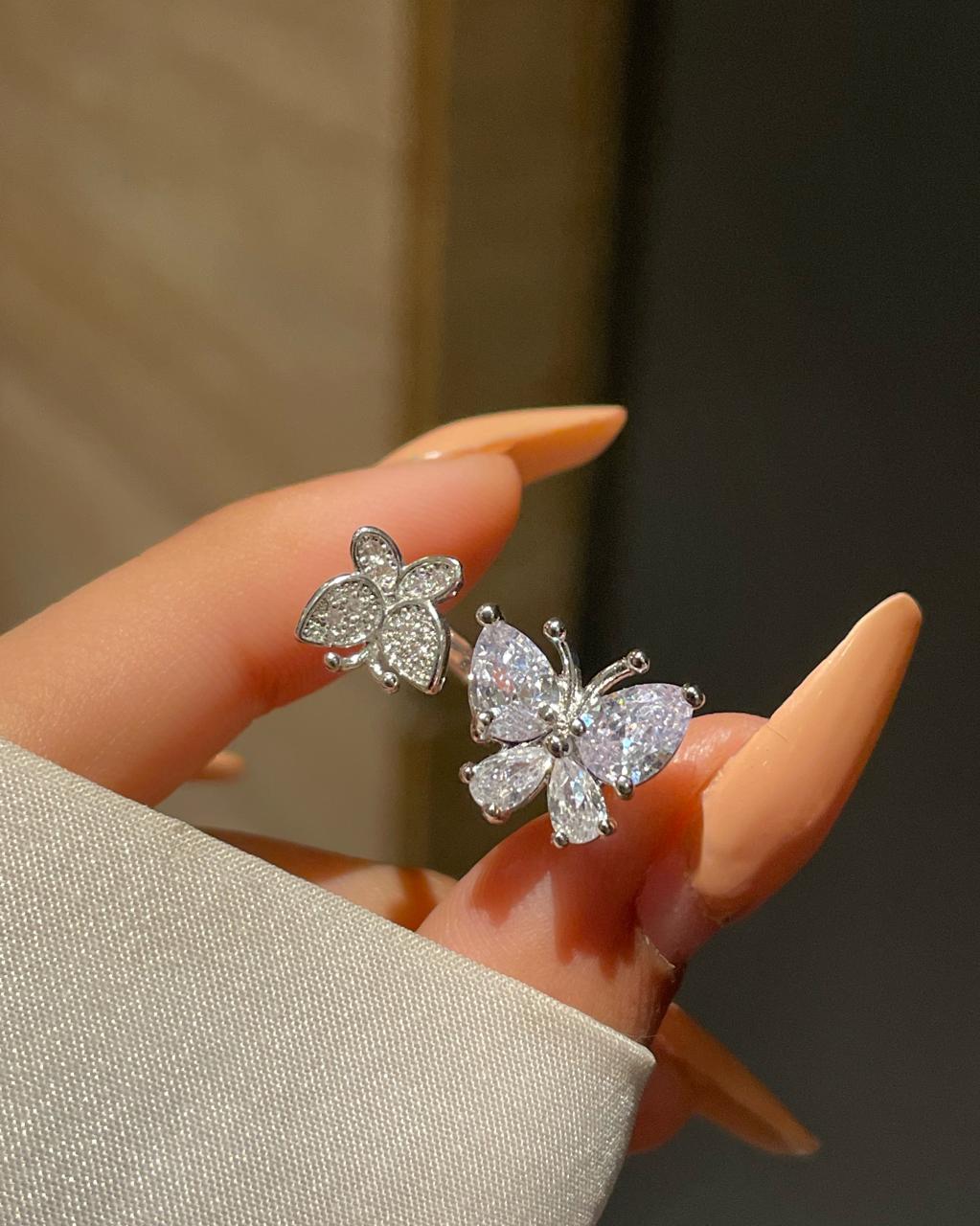 Dual Butterflies Ring - Image 3