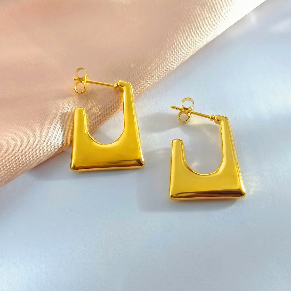 Edge of Elegance Square Earrings - Image 5