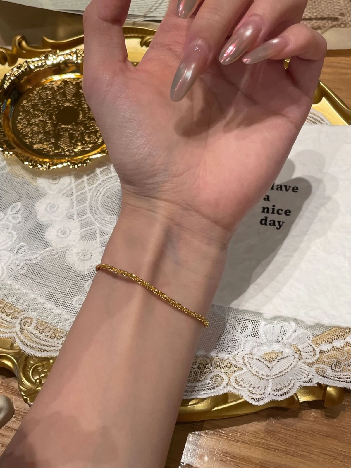 Effortless Aesthetic Gold Bracelet