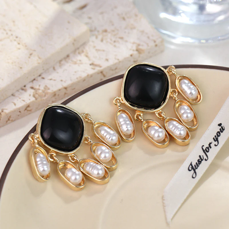 Elegant Opera Pearl Earrings - Image 3