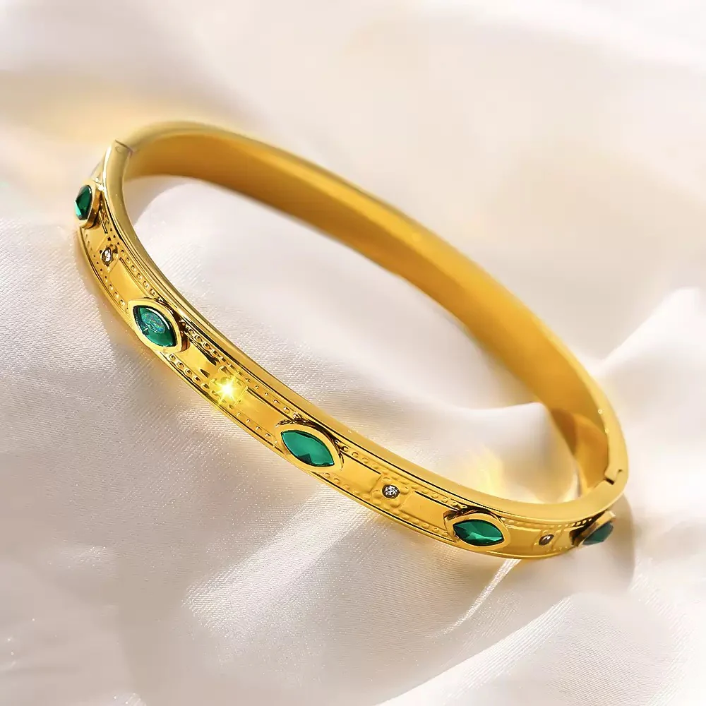 Emerald Empress Bracelet - Image 4