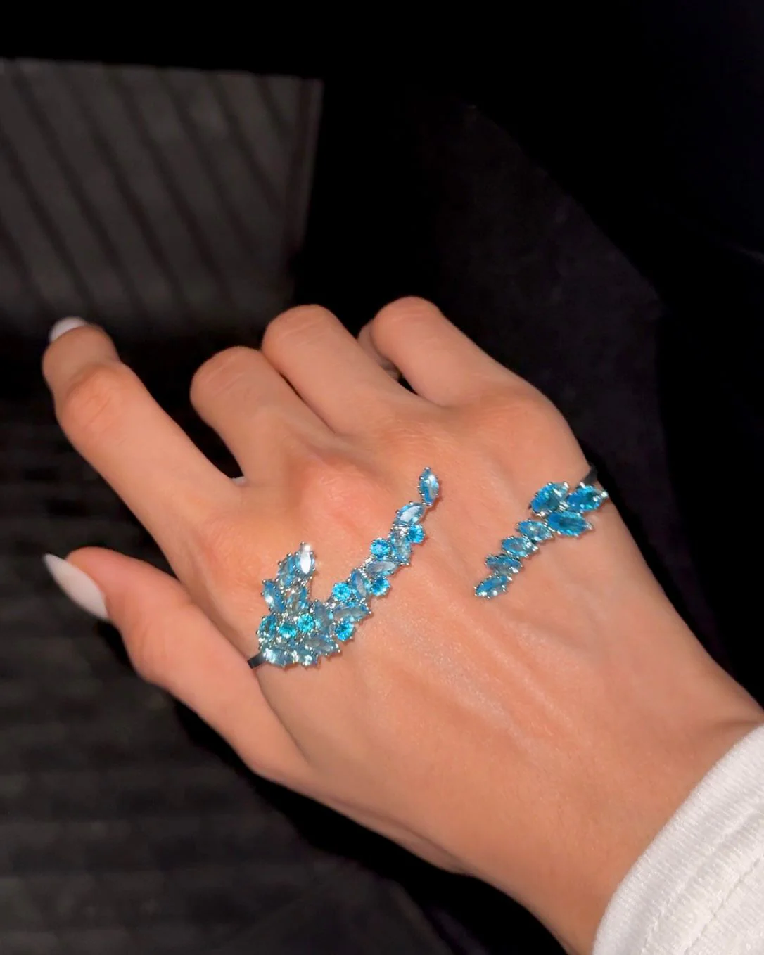 Empress of Sapphire!Hand Jewellery - Image 2