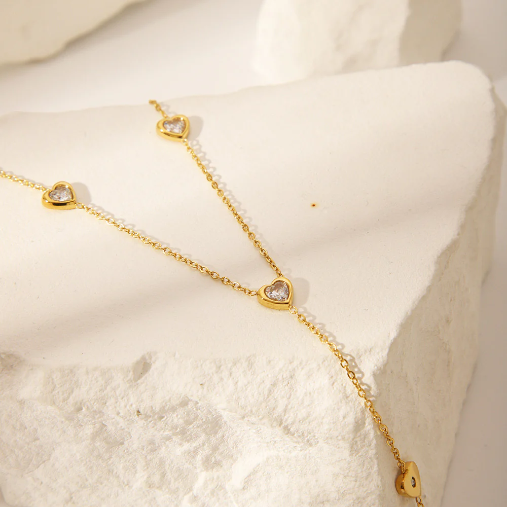 Euphoria Heart Necklace - Image 5