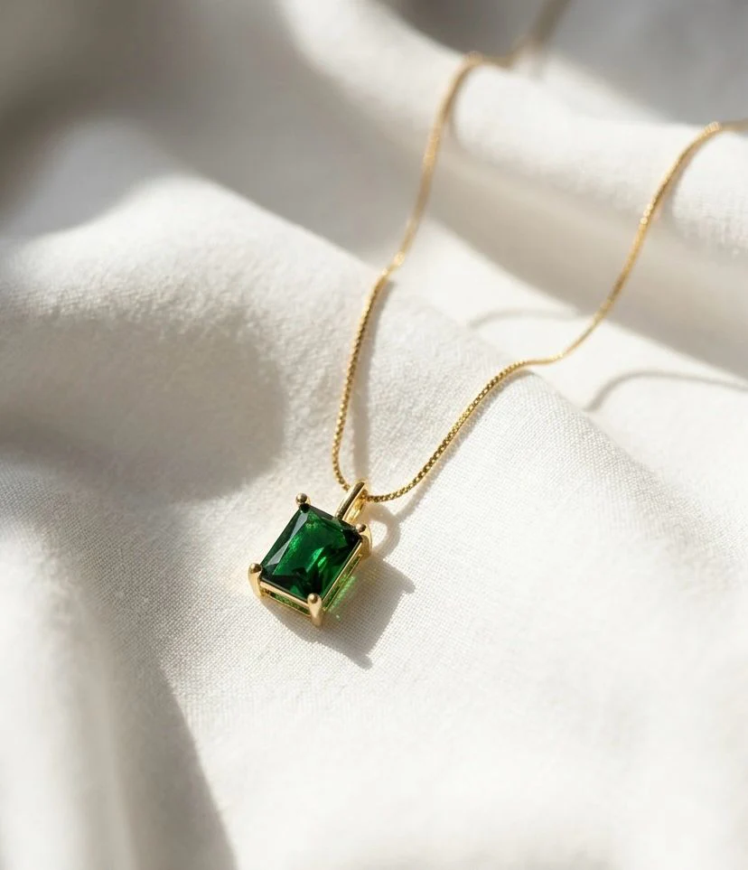 Evergreen Solitaire Necklace