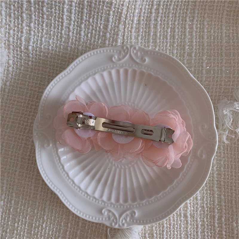 Fable of Roses Hair Clip - Image 3