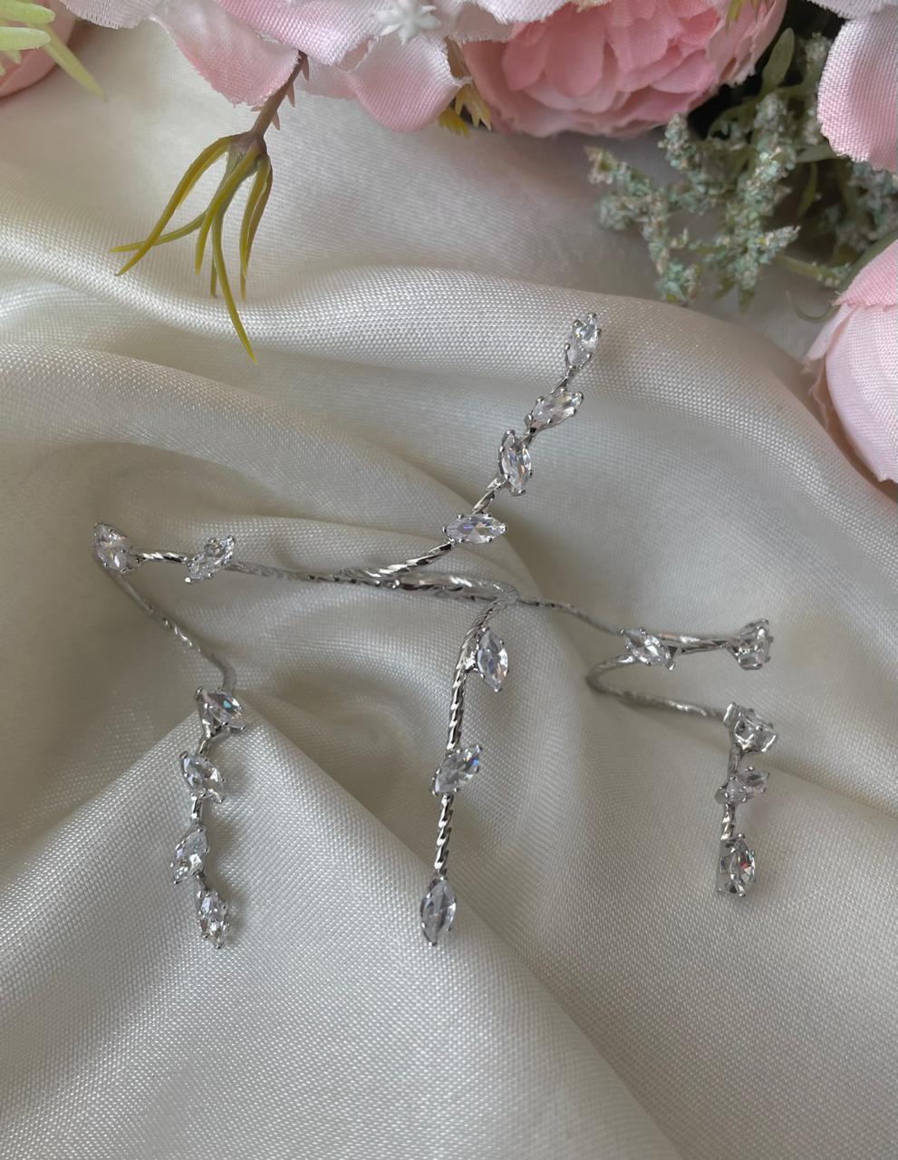 Fairy Drip Hand Jewellery - Image 6