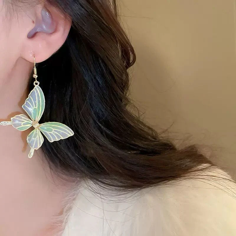 Fairy Fever Earrings - Image 2