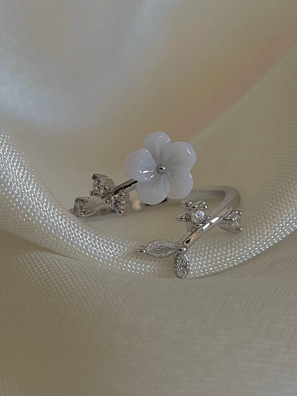Fairytail Flower Ring