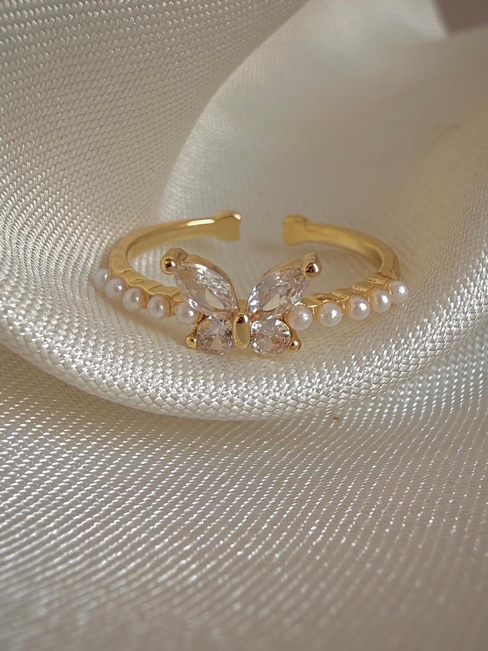 Fairyveil Flutter Pearl Ring - Image 2