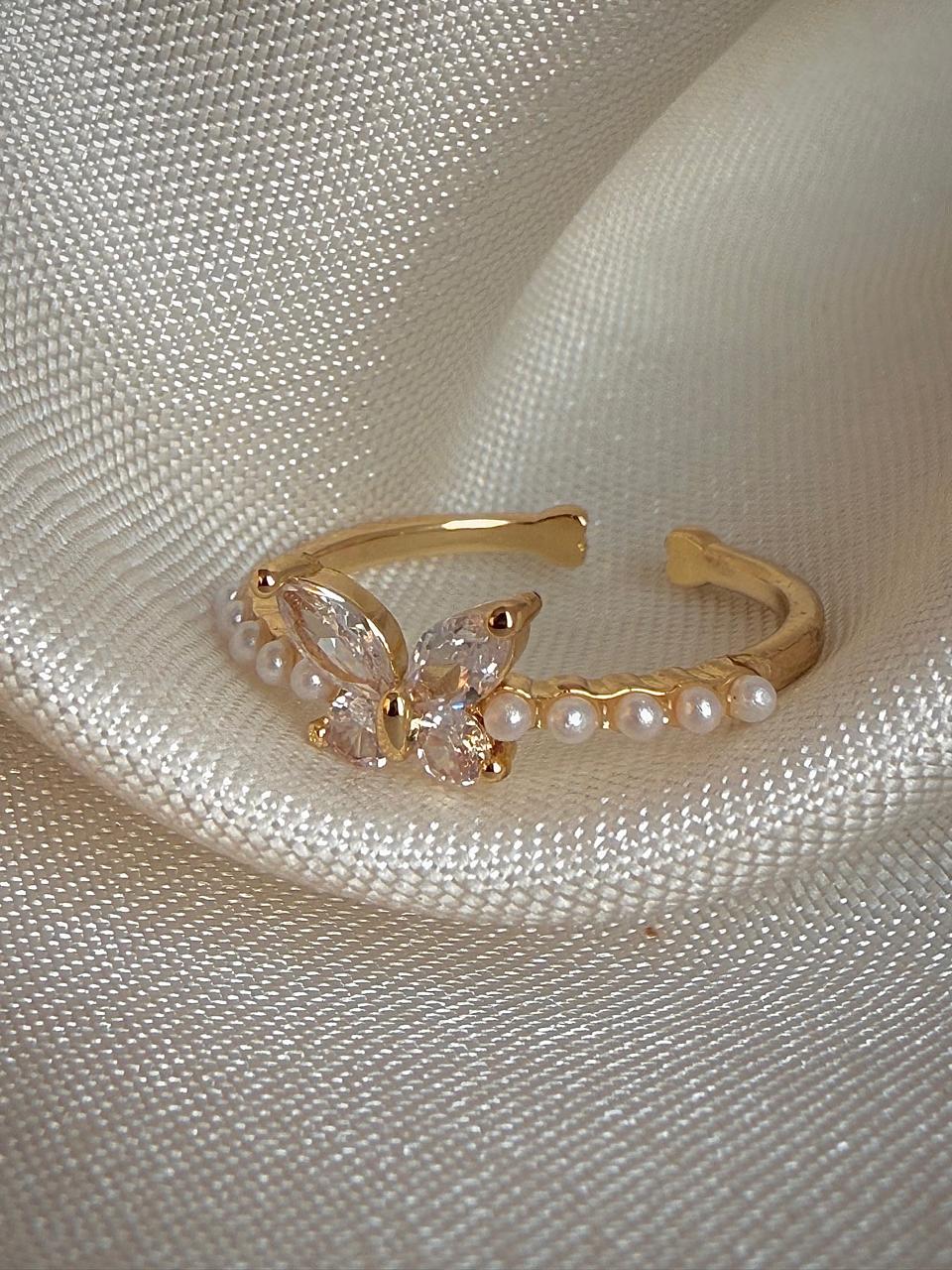 Fairyveil Flutter Pearl Ring - Image 3