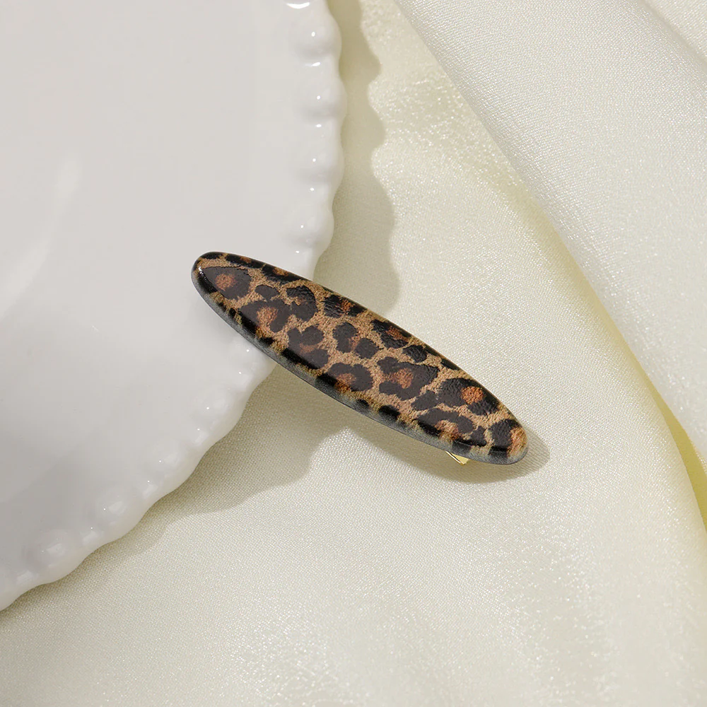 Fiesty Girly Cheetah Hair Clip - Image 3