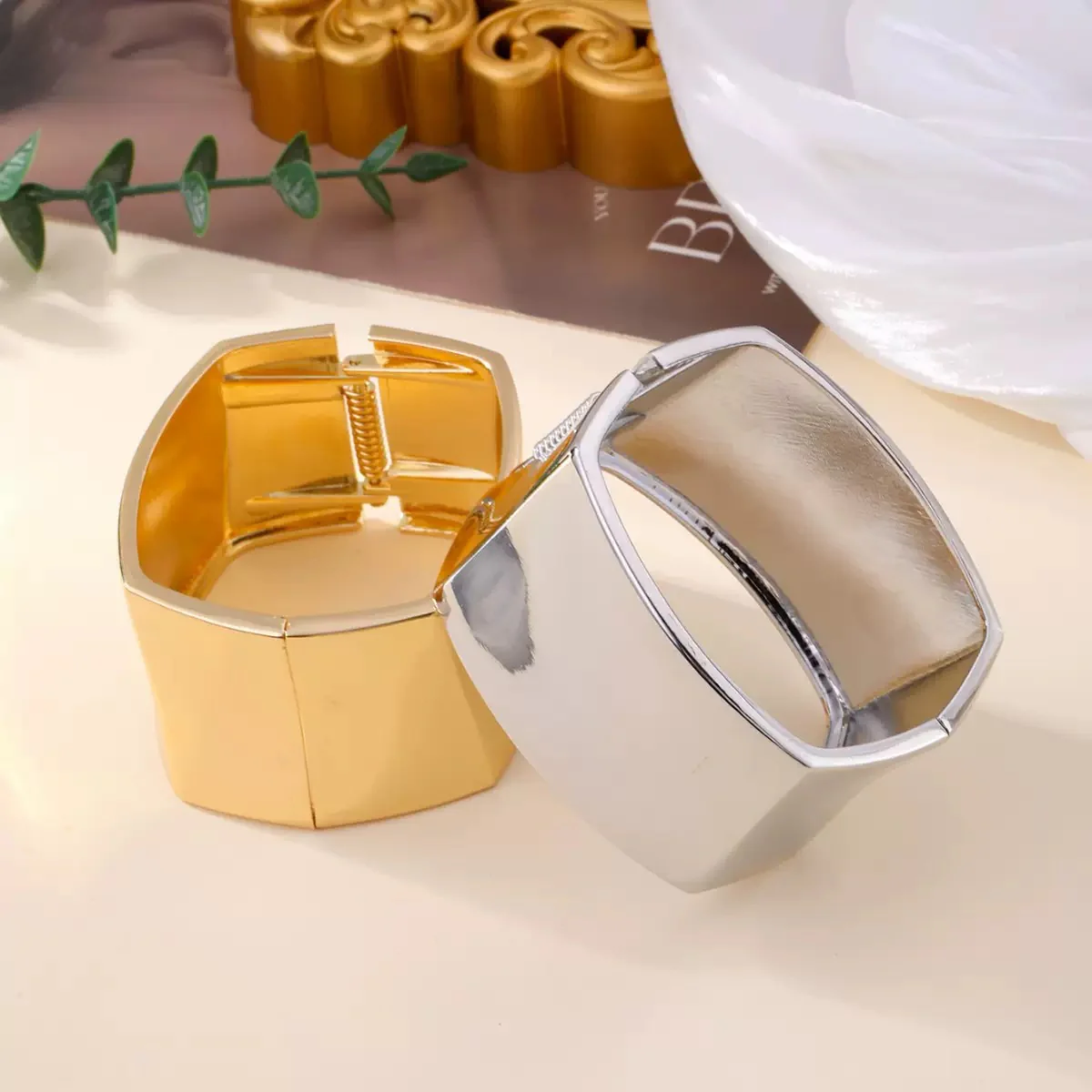 Flashy Statement Handcuff - Image 3