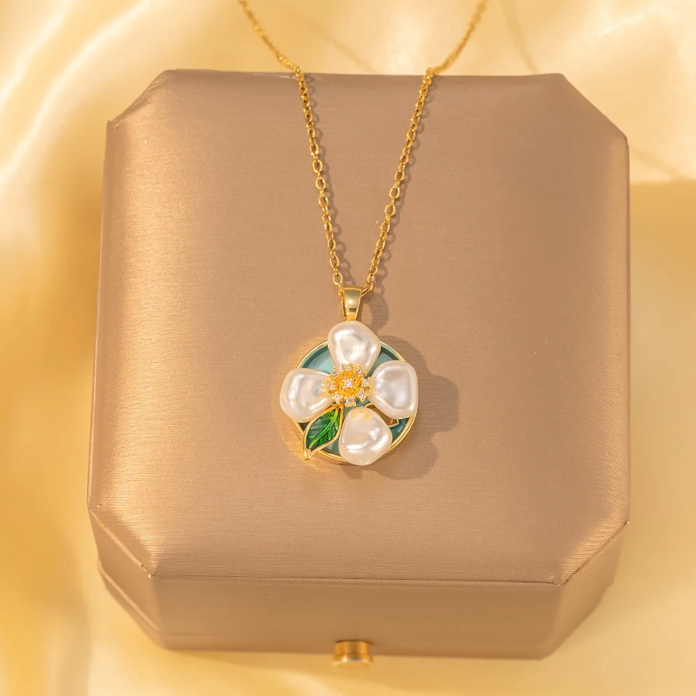 Flora n Fae Vintage Necklace