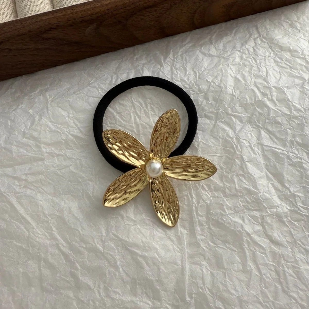 Floral Pearly Statement Metal Hair Tie - Image 3