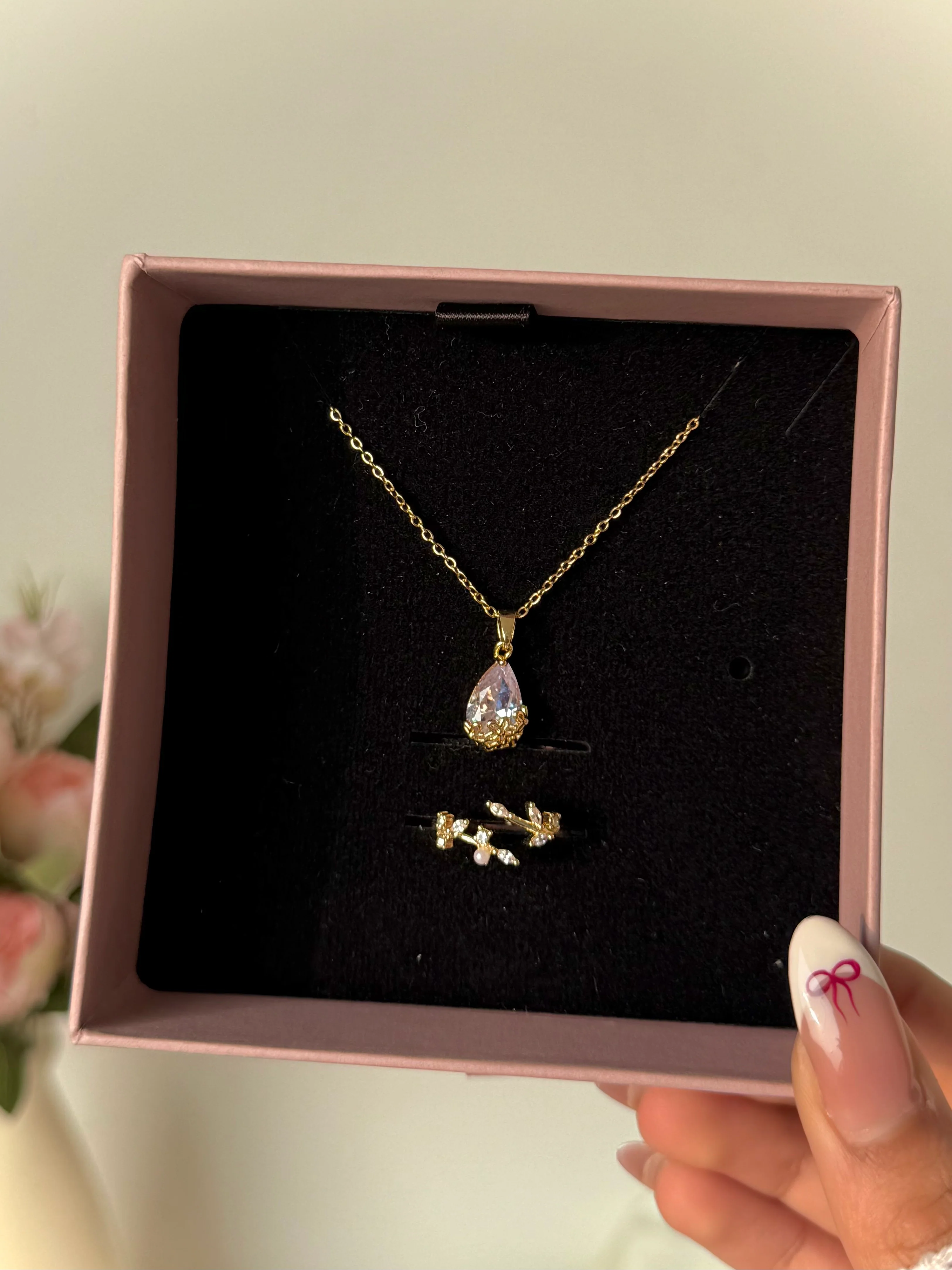 Floral Solitaire Necklace + Ring Gift Box