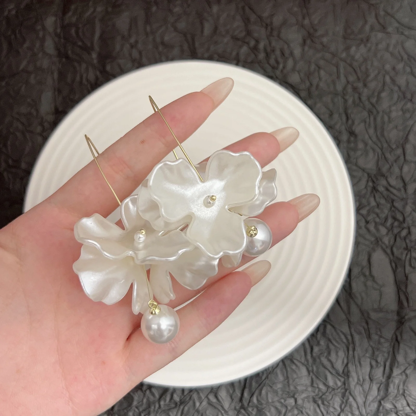 Floressa Pearlette Earrings - Image 3