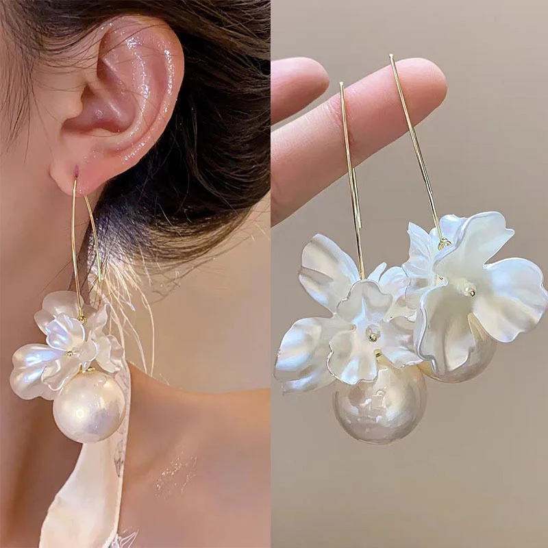 Floressa Pearlette Earrings - Image 4