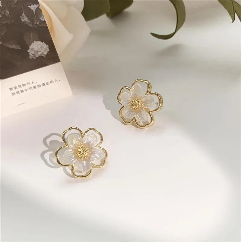 Flower Fantasy Earrings - Image 3