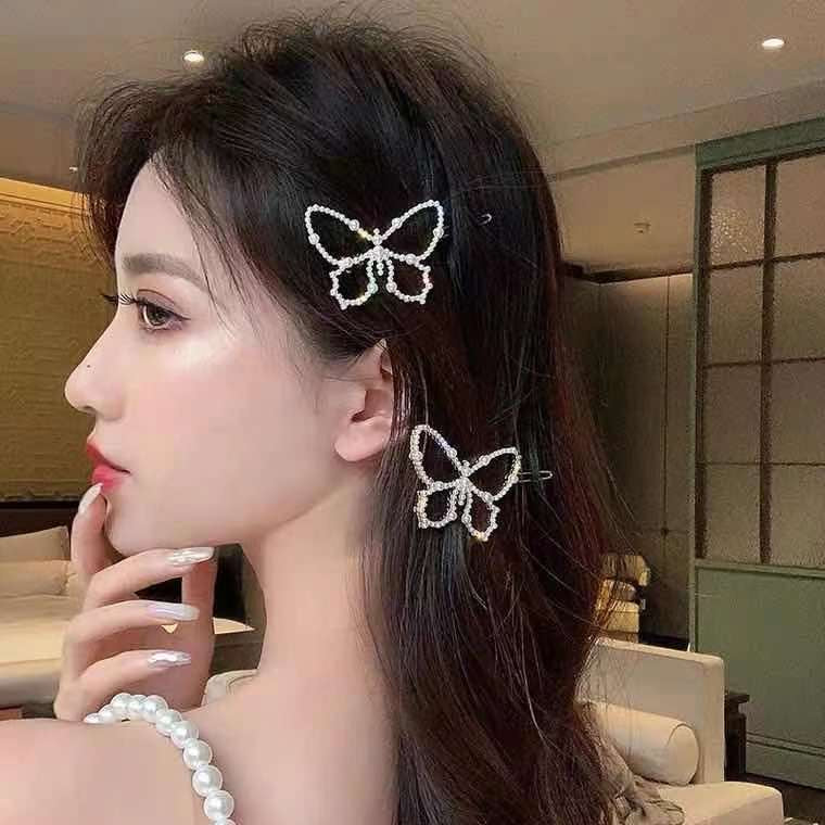 Flutter in Disguise Hair Clip