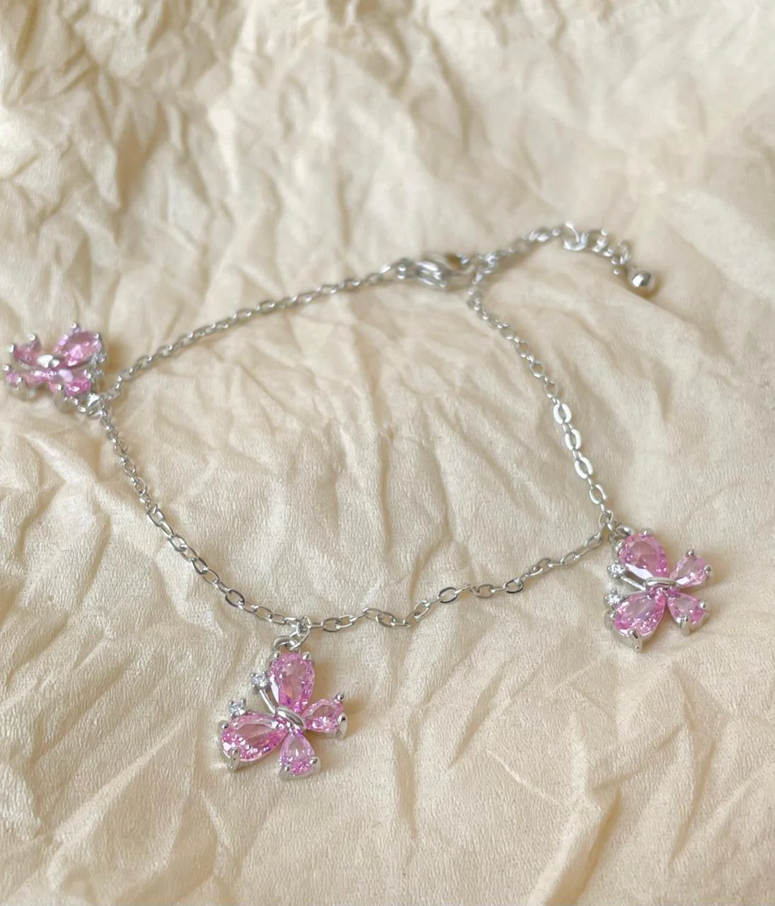 Fluttering Obsession Bracelet - Image 4