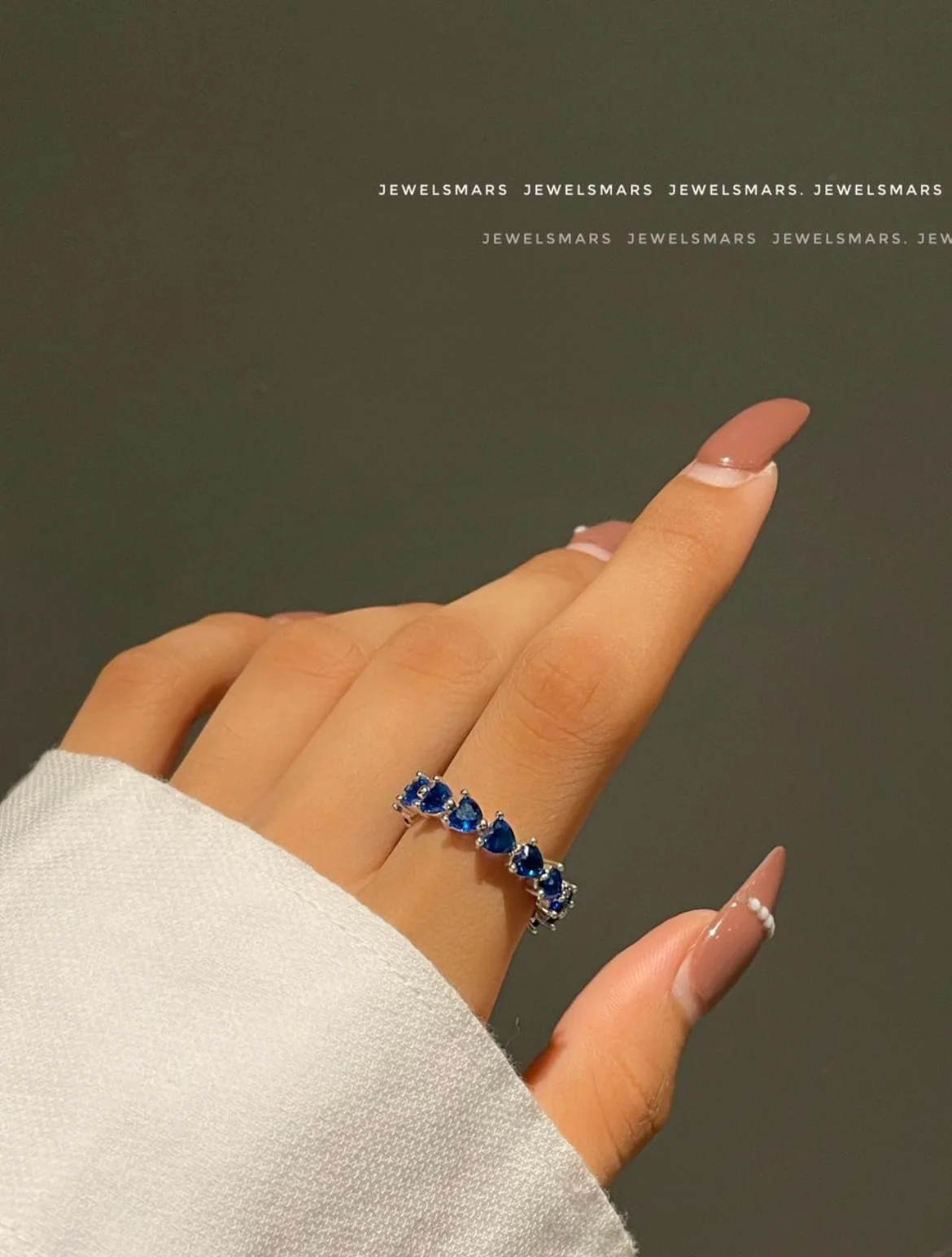 Frozen Hearts Ring Band - blue - Image 2
