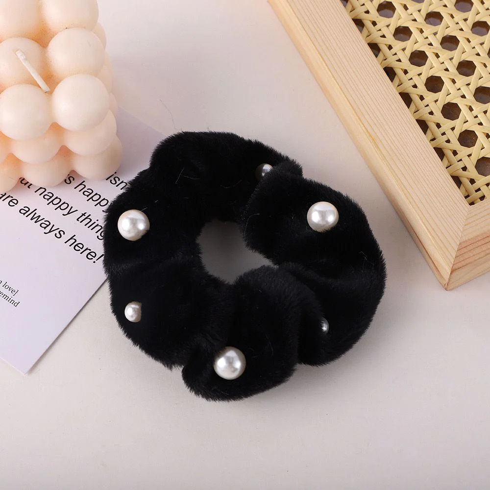 Fur Pearl Scrunchies - Image 2