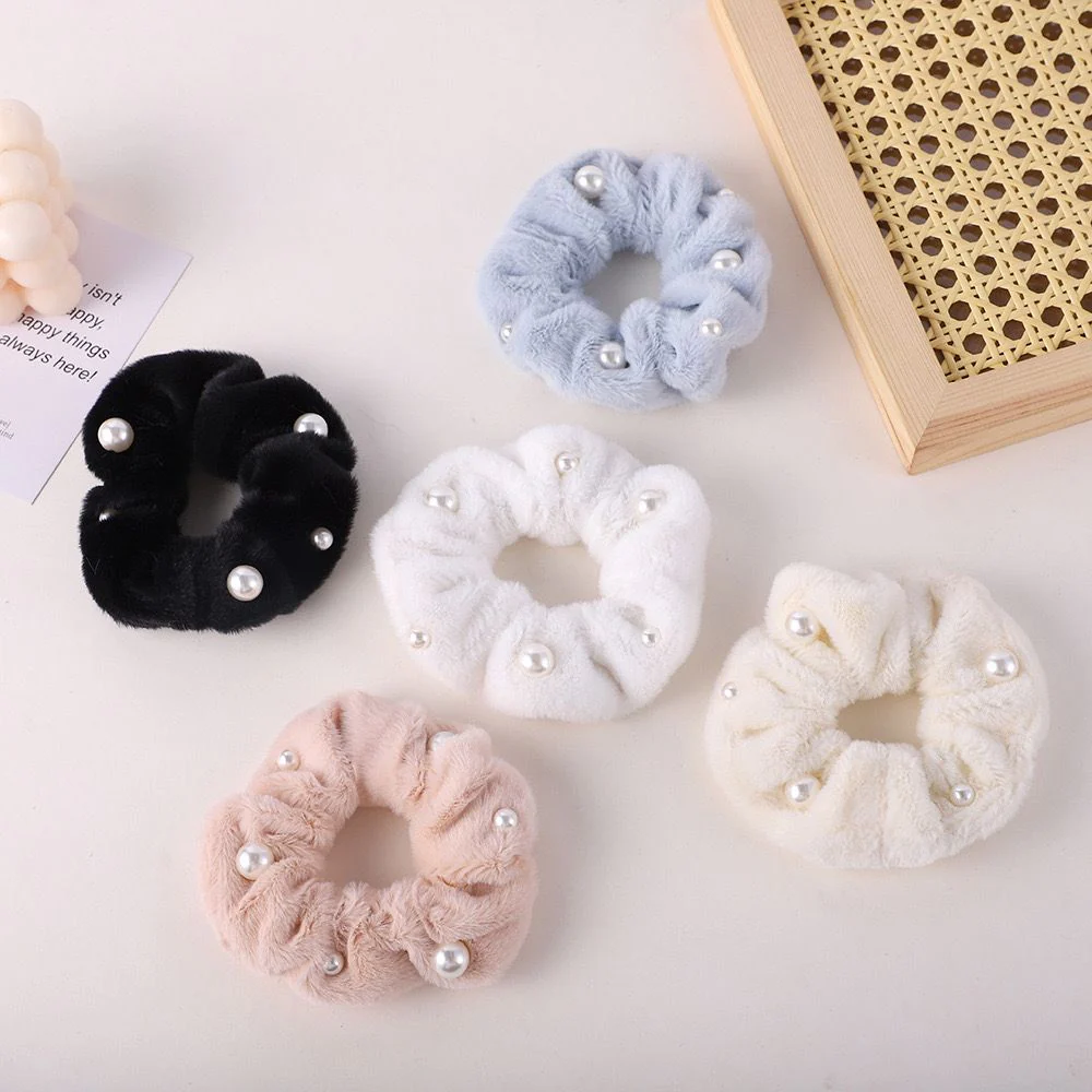 Fur Pearl Scrunchies - Image 7