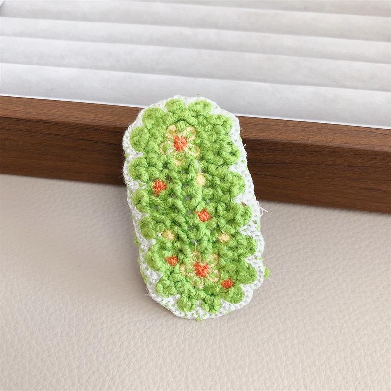 Garden of Greens Crochet Hair Clip - Image 5
