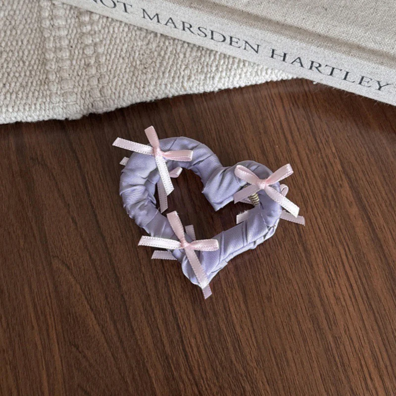 Girlhood Heart Claw Clip - Image 5