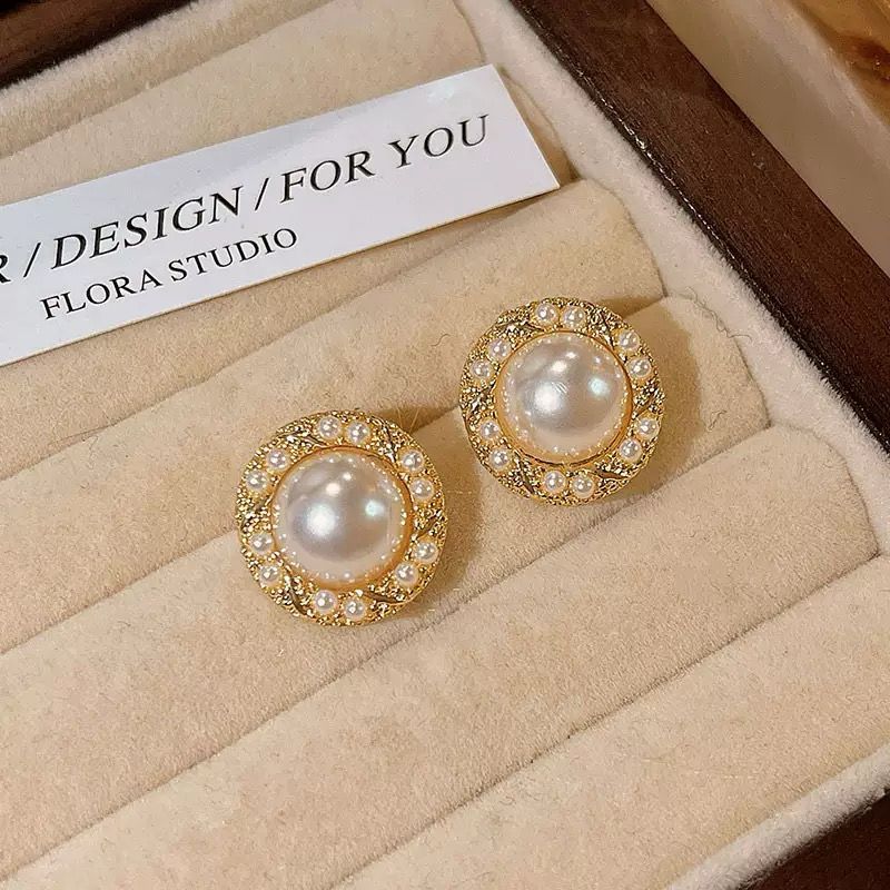 Glazed Pearl Vintage Earrings - Image 3