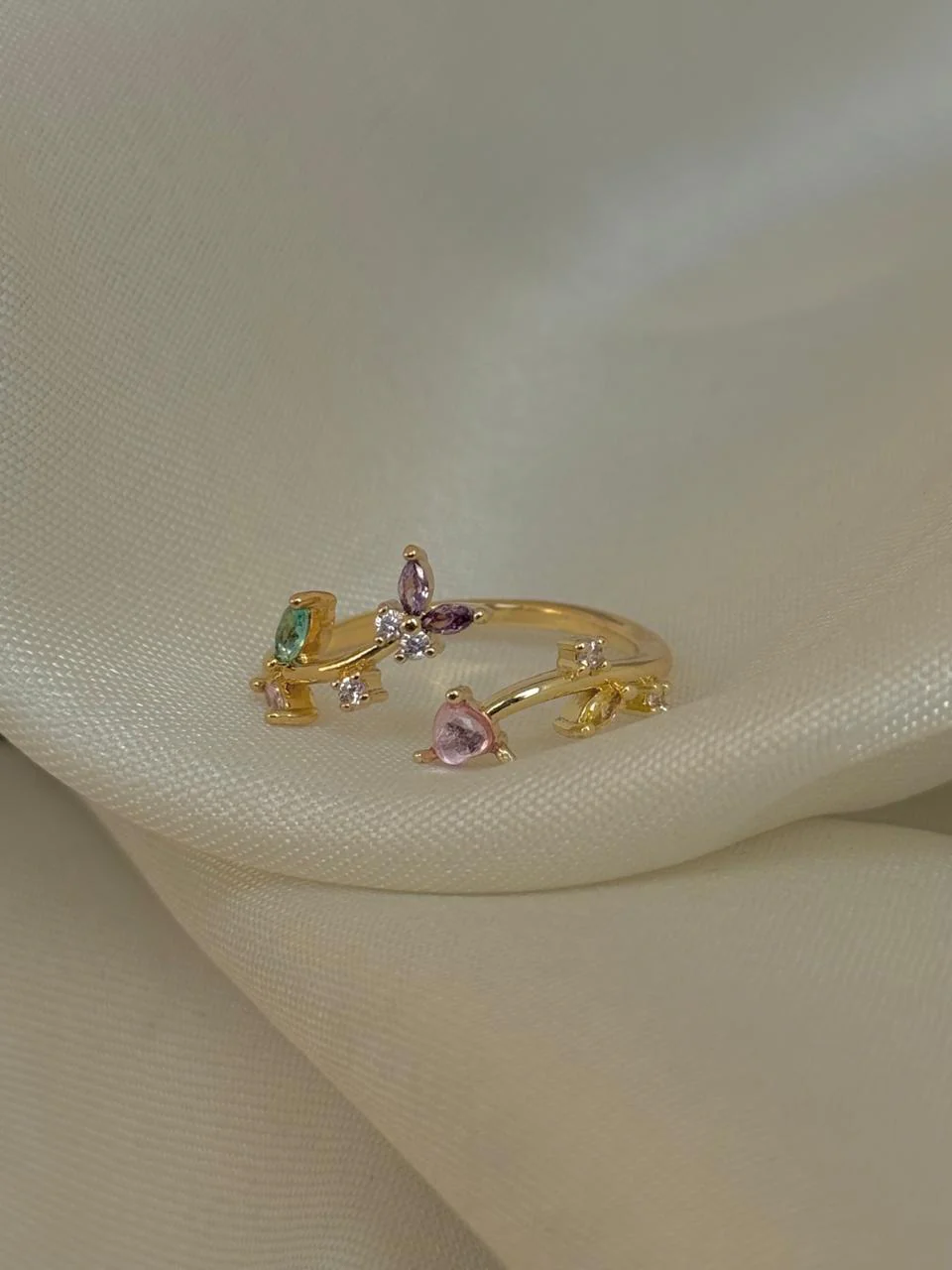 Glinted Wings Dreamy Ring