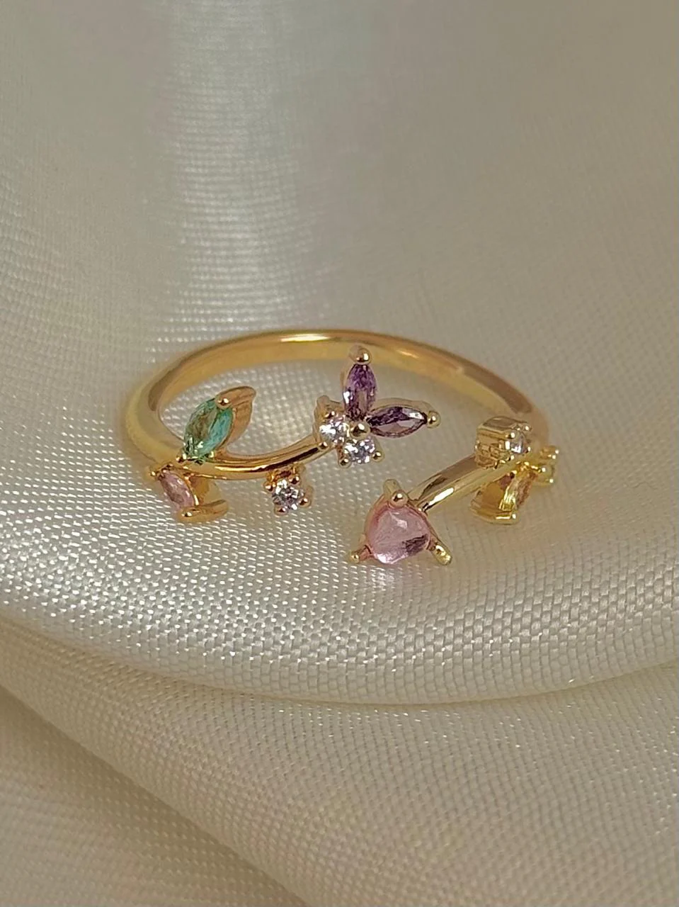 Glinted Wings Dreamy Ring - Image 3