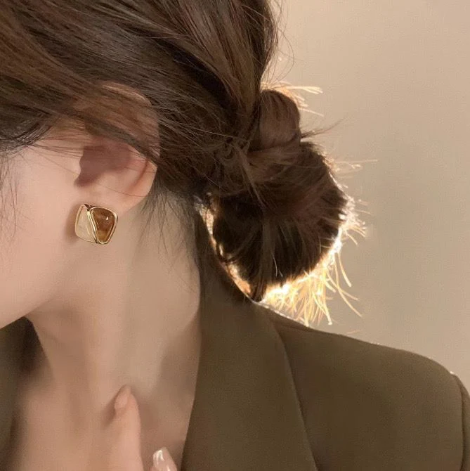 Go to go Earrings - Image 3