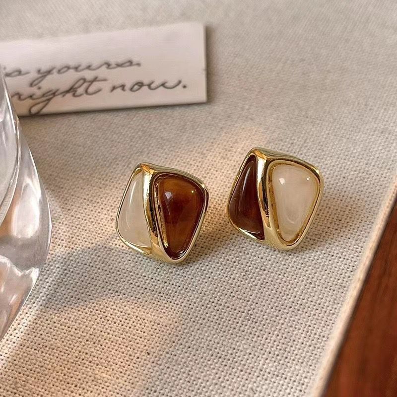 Go to go Earrings - Image 4