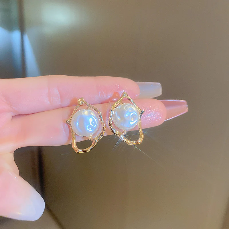 Golden Archive Pearl Earrings - Image 2