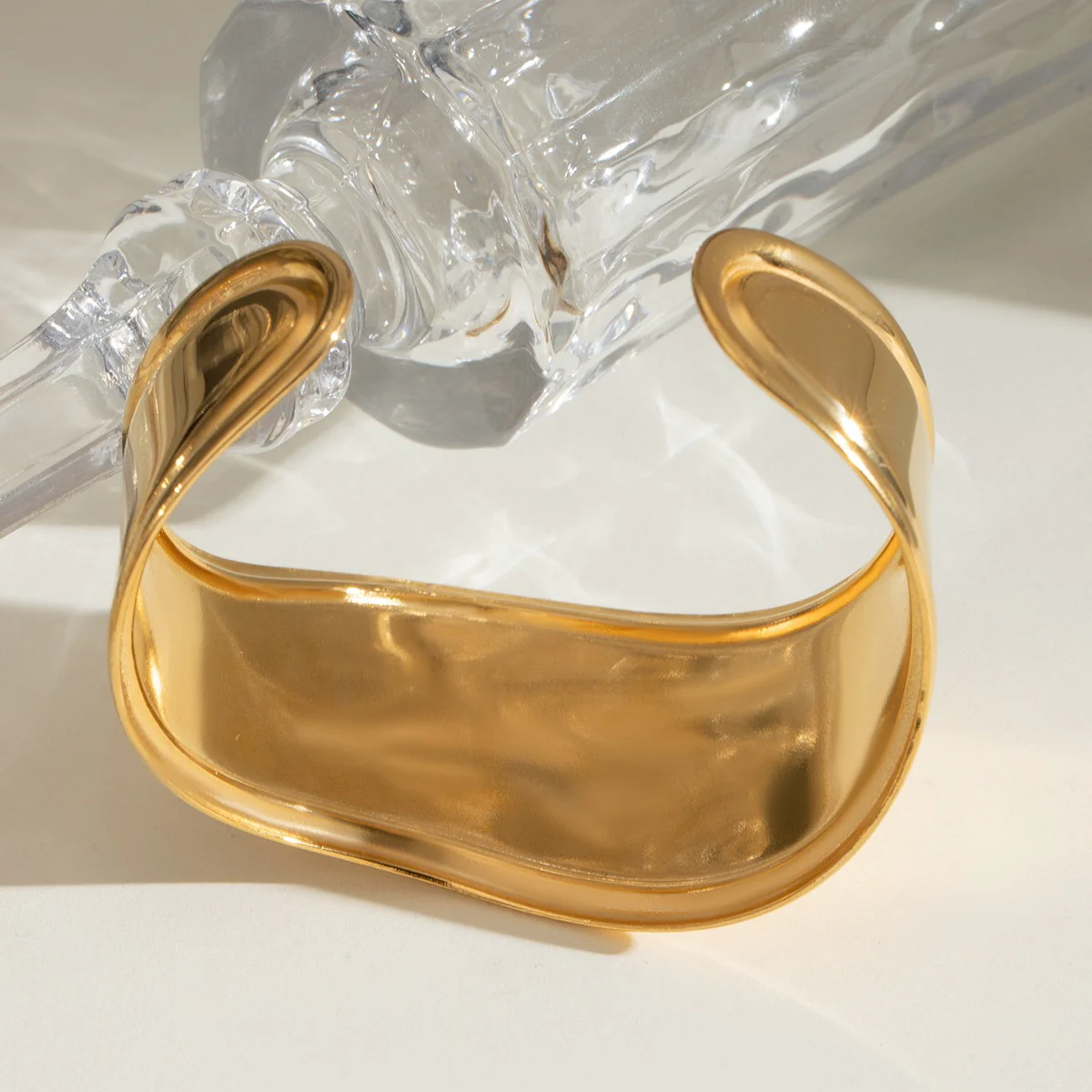 Golden Authority! Handcuff - Image 3