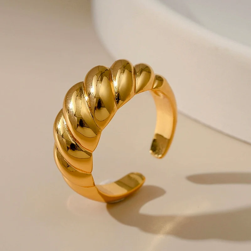 Golden Croissant Ring - Image 2