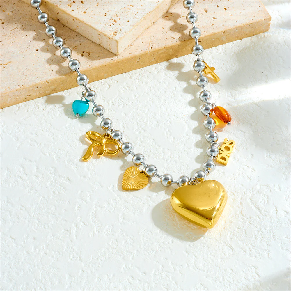 Golden Dios Necklace - Image 2