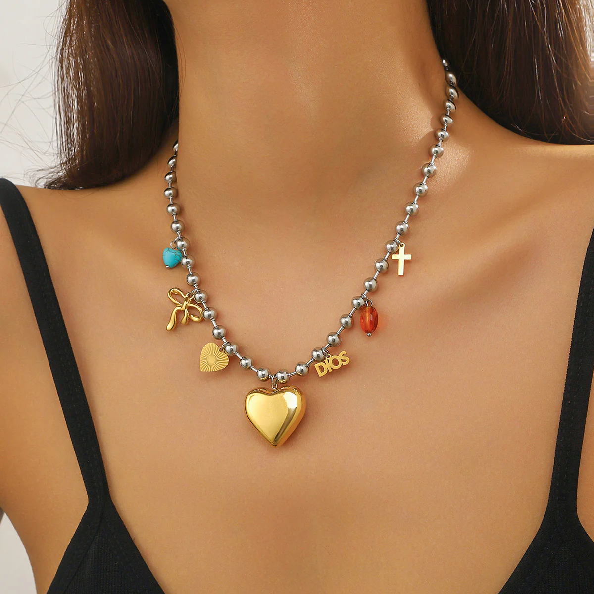 Golden Dios Necklace - Image 3