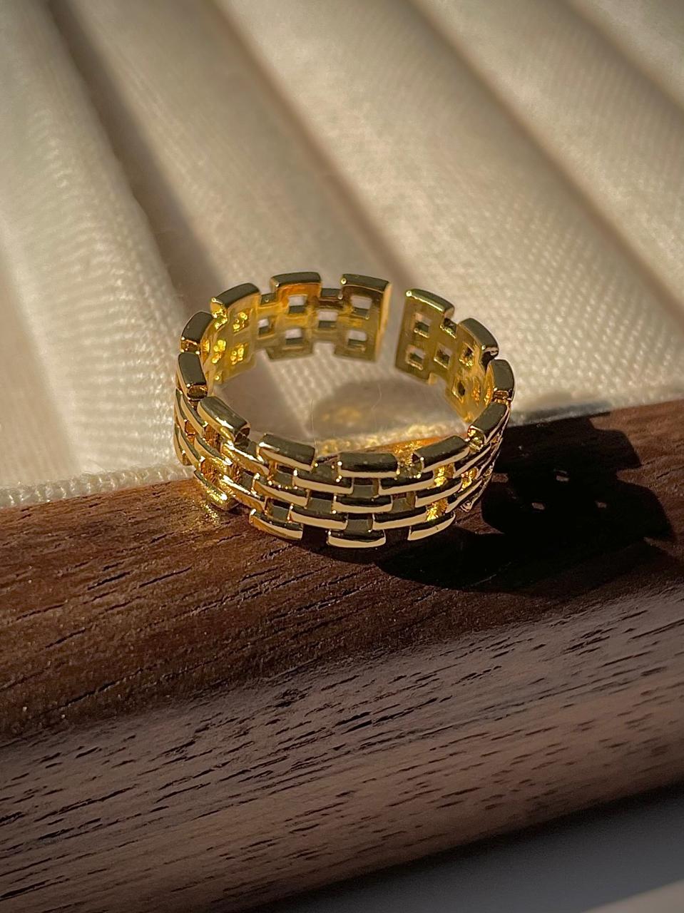 Golden Glitch Ring - Image 2