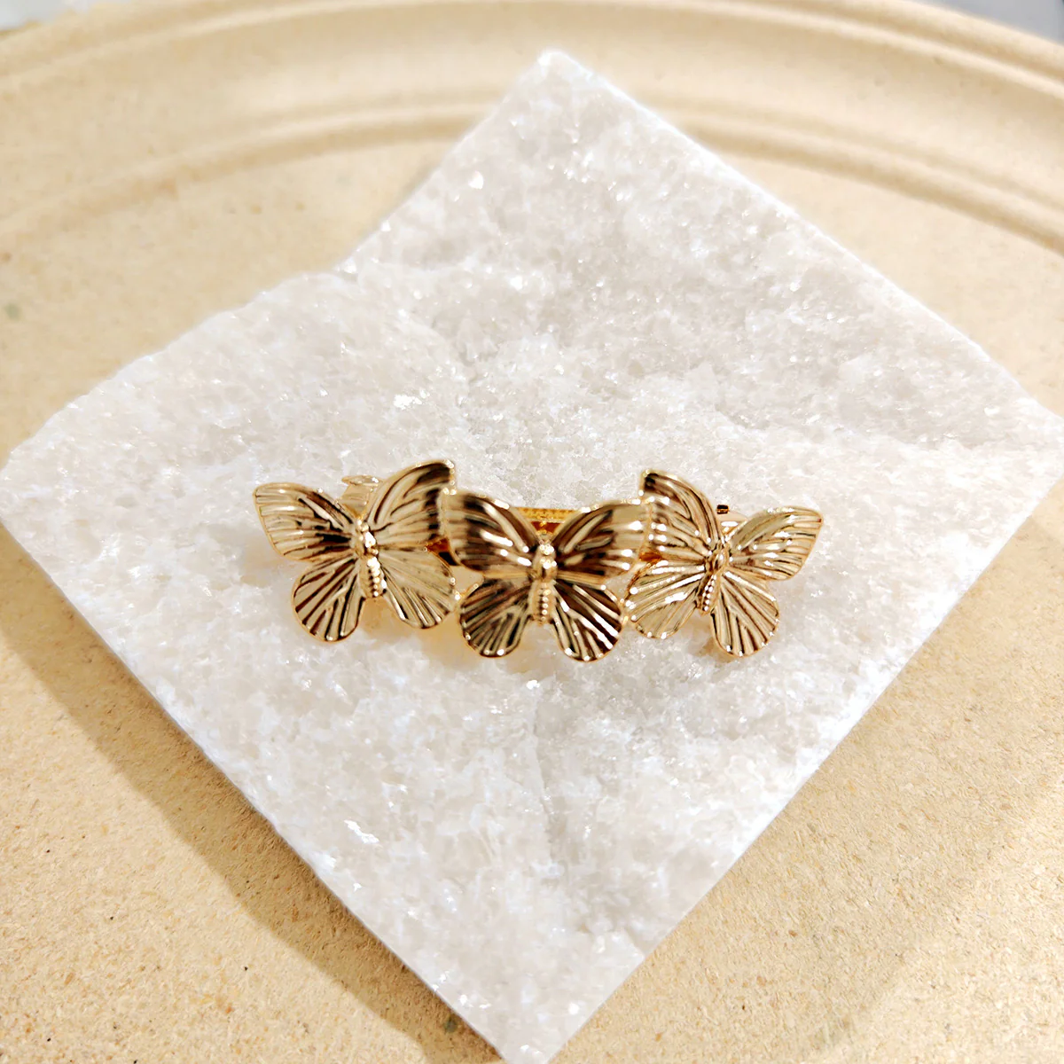 Golden Trio Hair Clip - Image 3