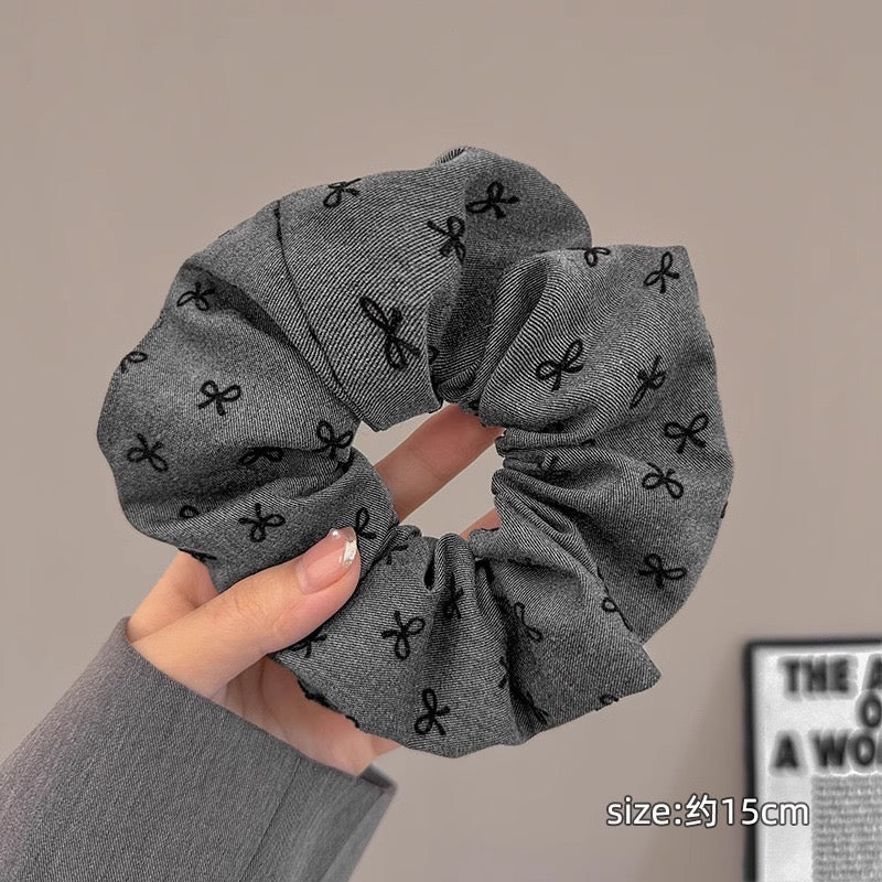 Grey Bow Bae Scrunchie - Image 2