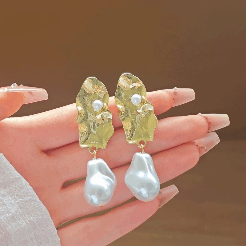 Hammered Pearly Statement Earrings - Image 5