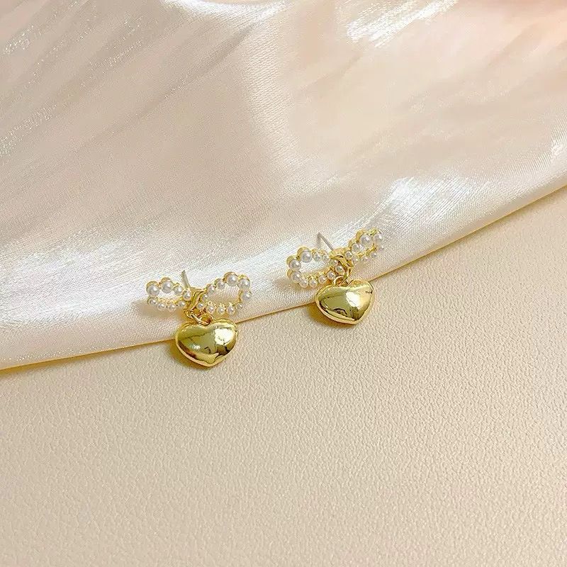 Heart of Fairy Bow Earrings - Image 4