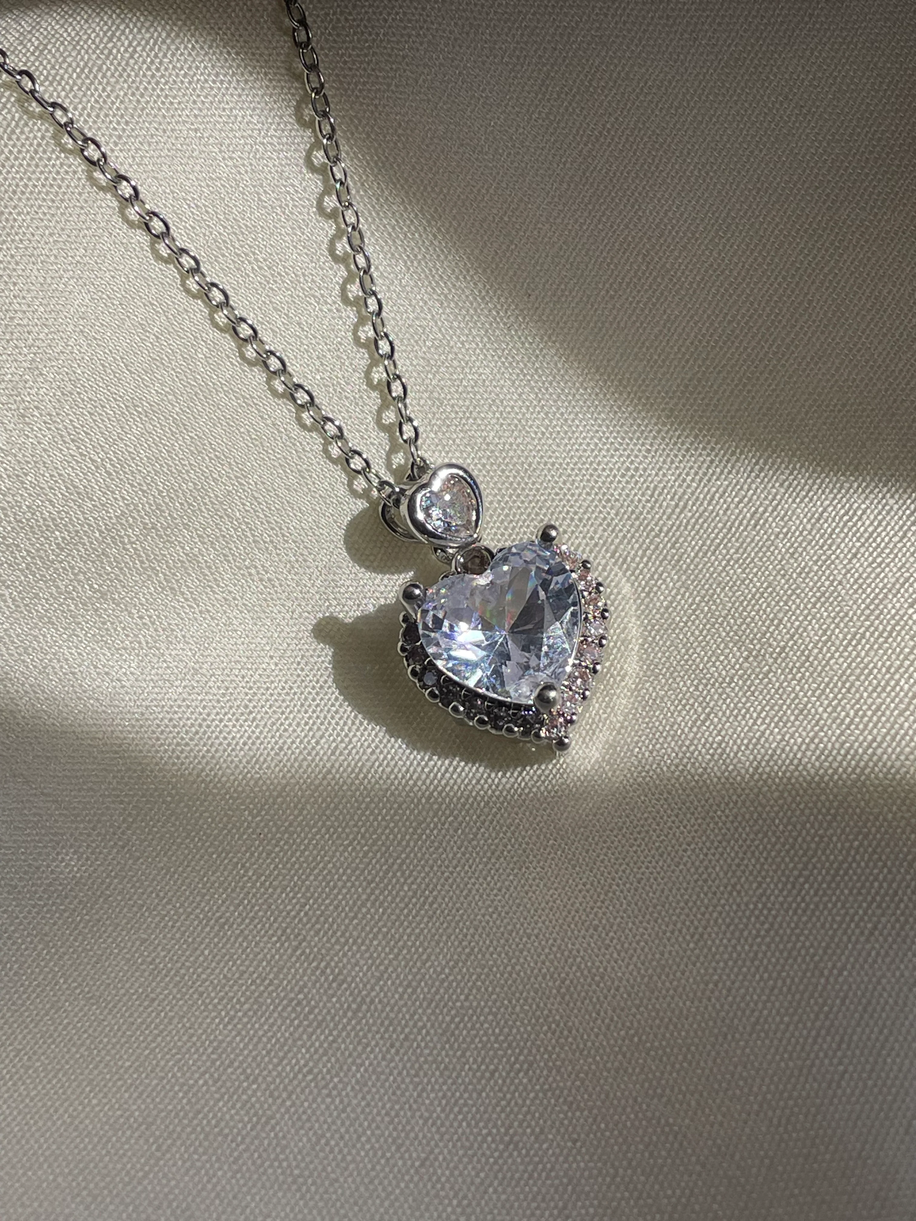 Heart Solitaire Necklace - Image 2