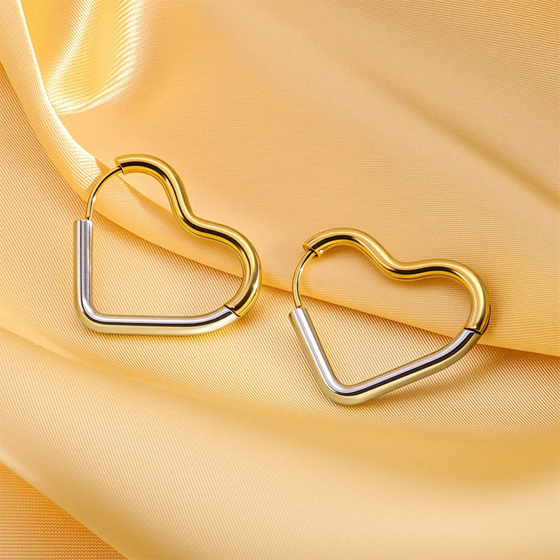 Heartsplit Earrings - Image 3