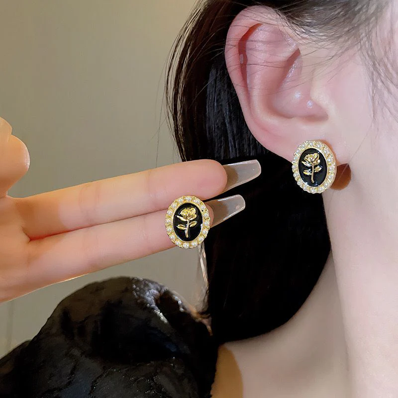 Heirloom Rose Earrings - Image 3