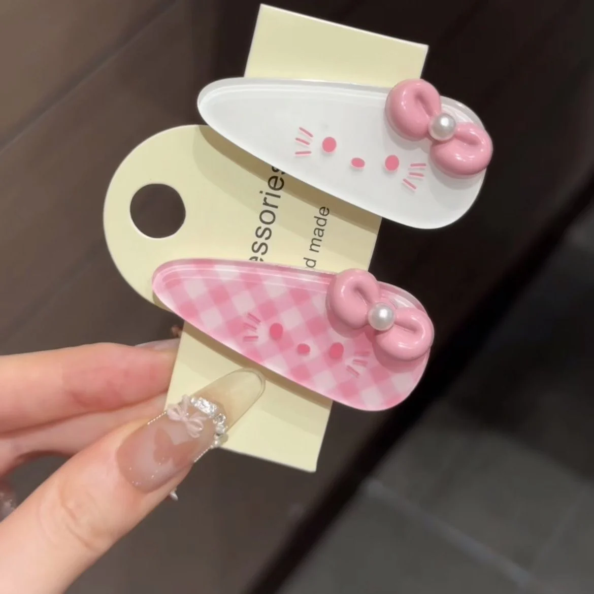 Hello Kitty Cutesy Hair Clip - Image 4