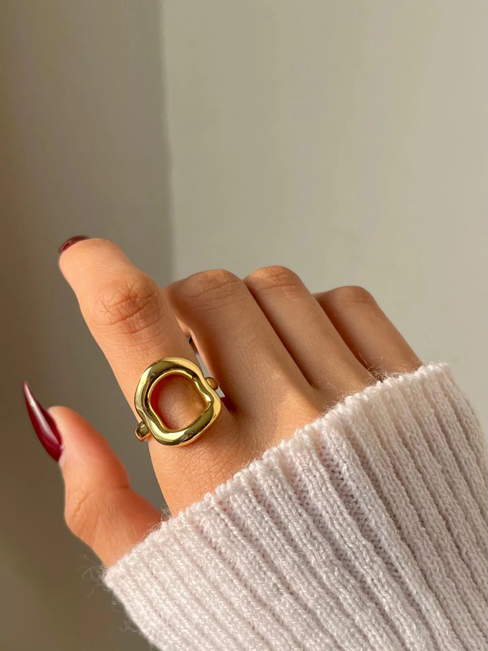 Hollow Statement Ring - Image 3