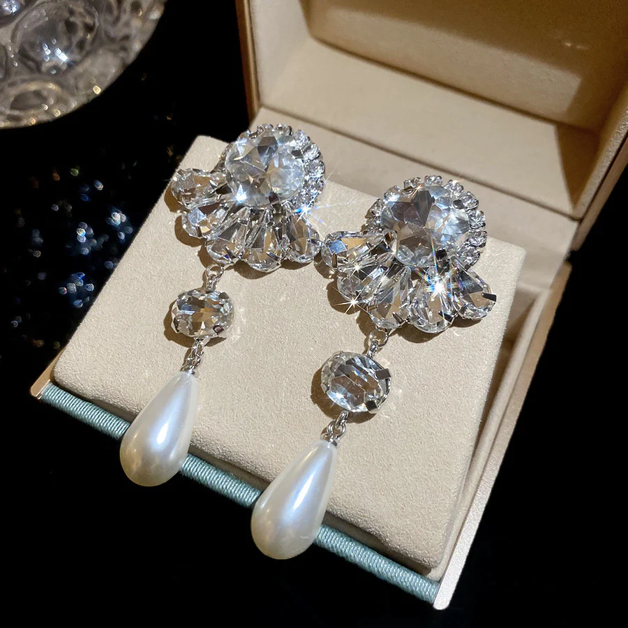 Hollywood Sparkle Earrings - Image 3